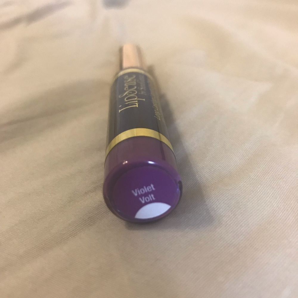 VIOLET VOLT LipSense lip color